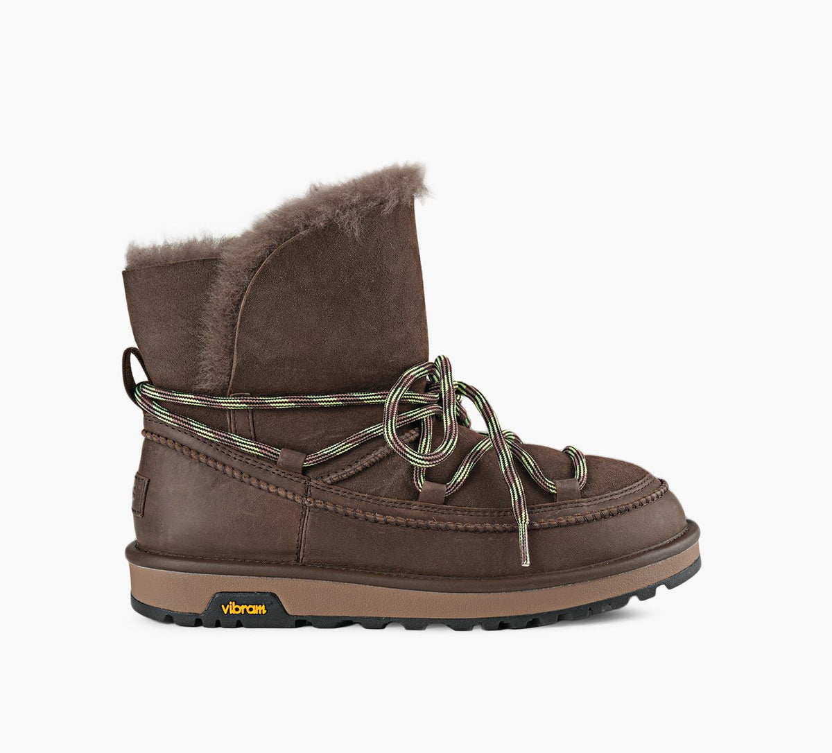 UGG CLASSICTREADBOOT in BROWN