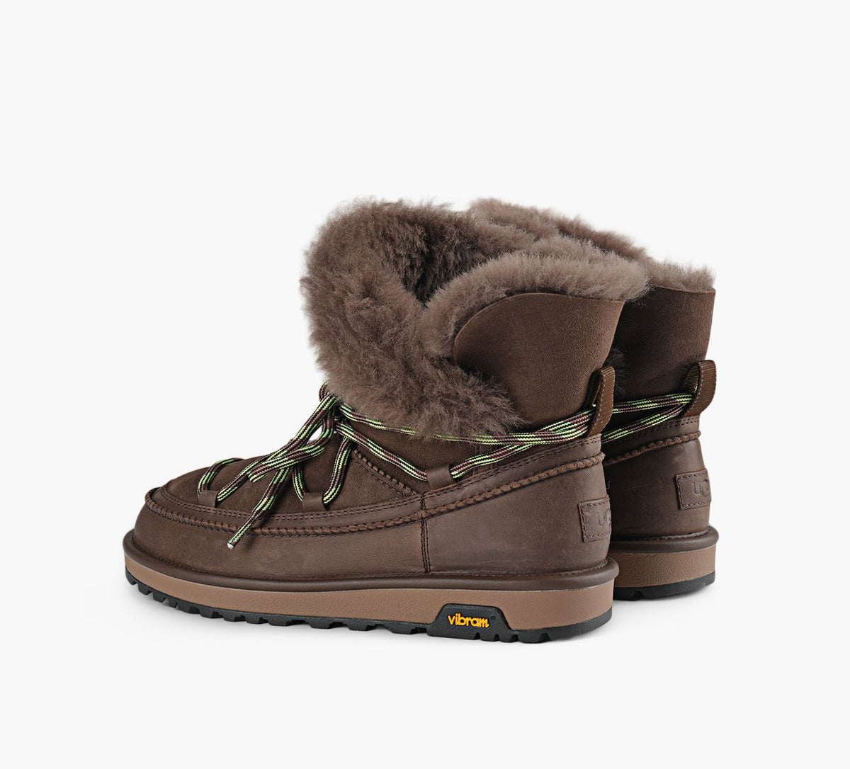 UGG CLASSICTREADBOOT in BROWN view 3