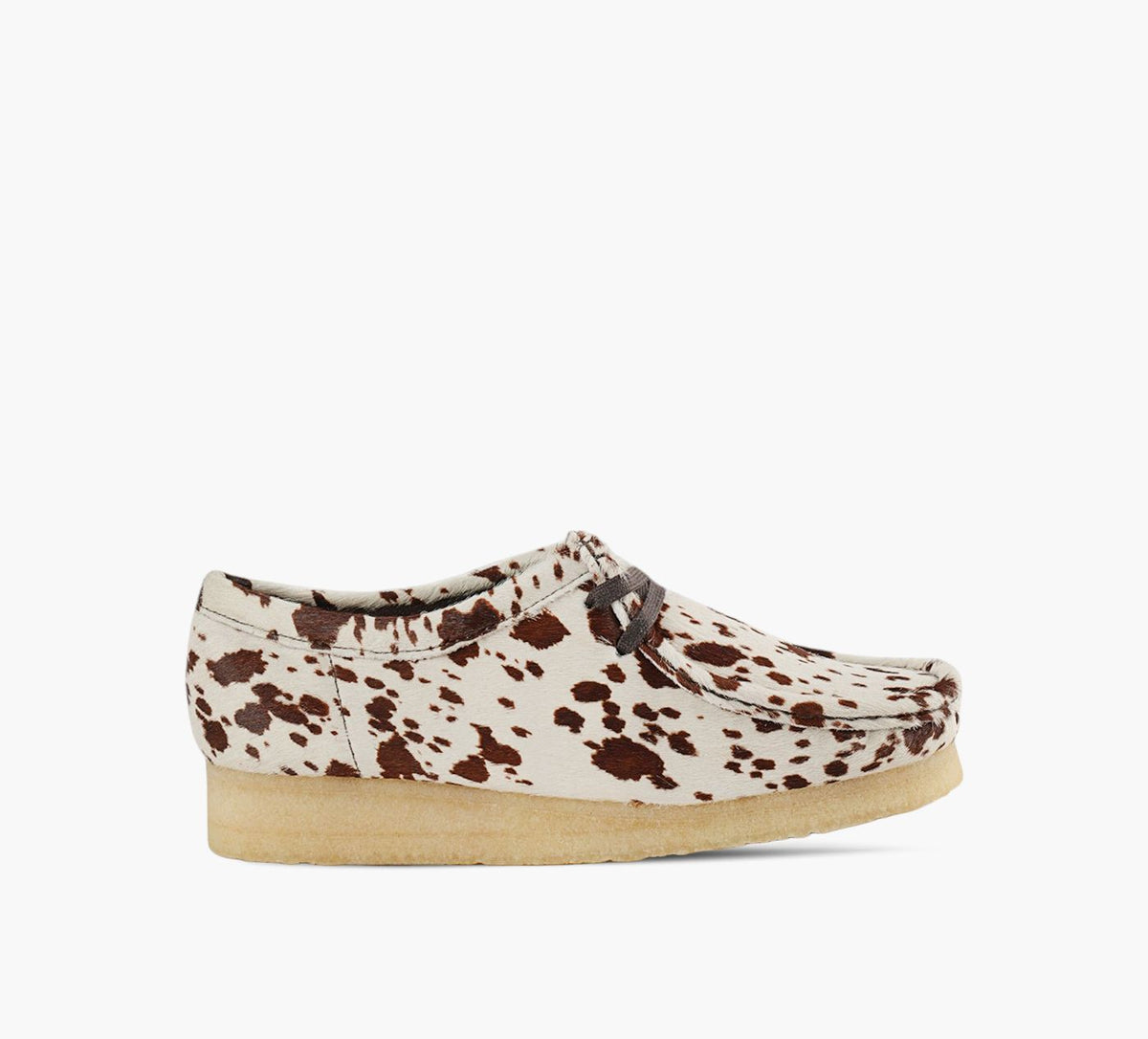 CLARKS ORIGINALS WALLABEE in WHITE