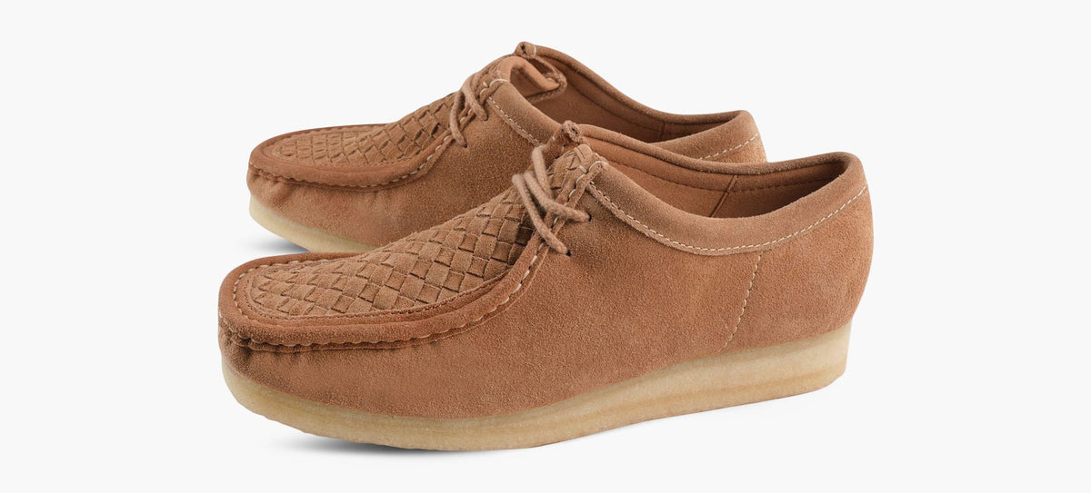 CLARKS ORIGINALS WALLABEE in TAN view 4