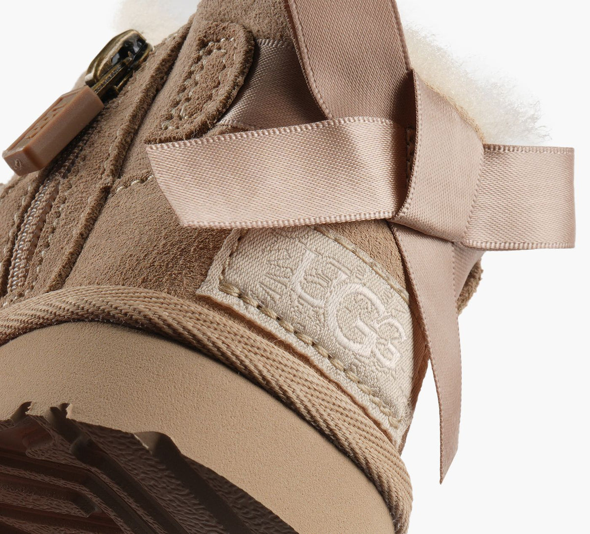 UGG ULTRAMINIBAILEYBOW in BEIGE view 1b