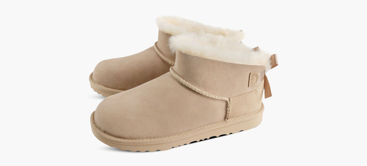 UGG ULTRAMINIBAILEYBOW en BEIGE vue 4