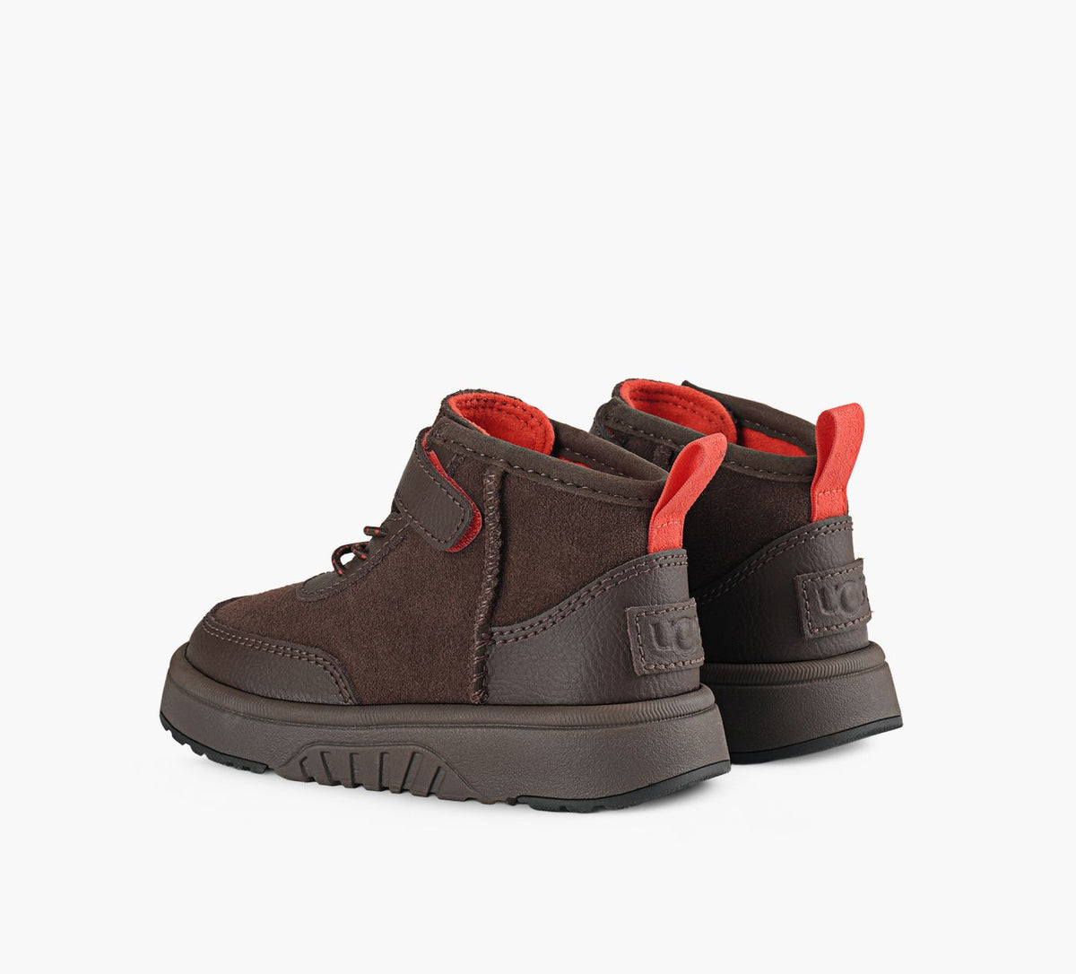 UGG BOTTETOUTTEMPSASHWIN en BRUN vue 3