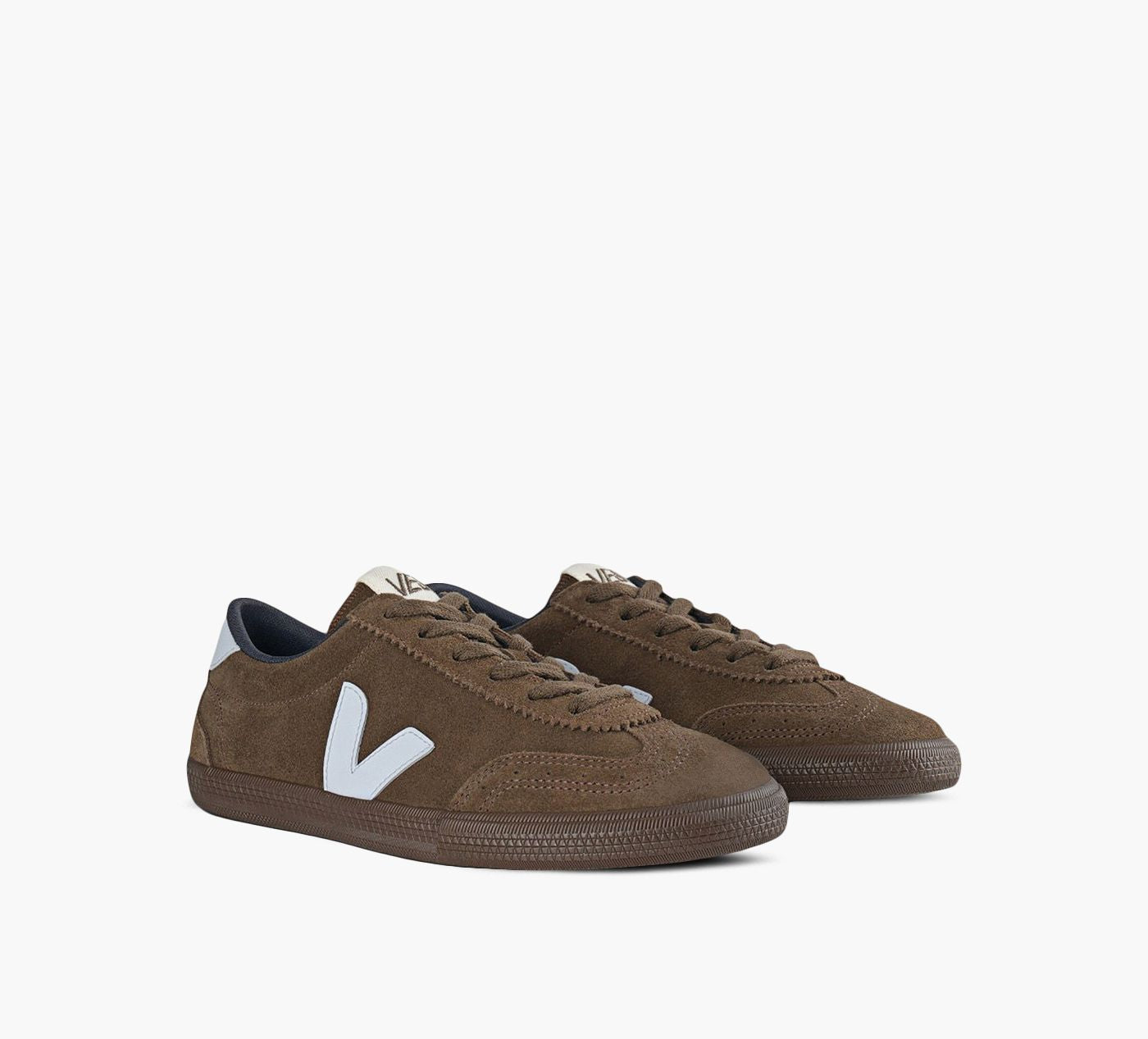 VEJA VOLLEY in BROWN view 2