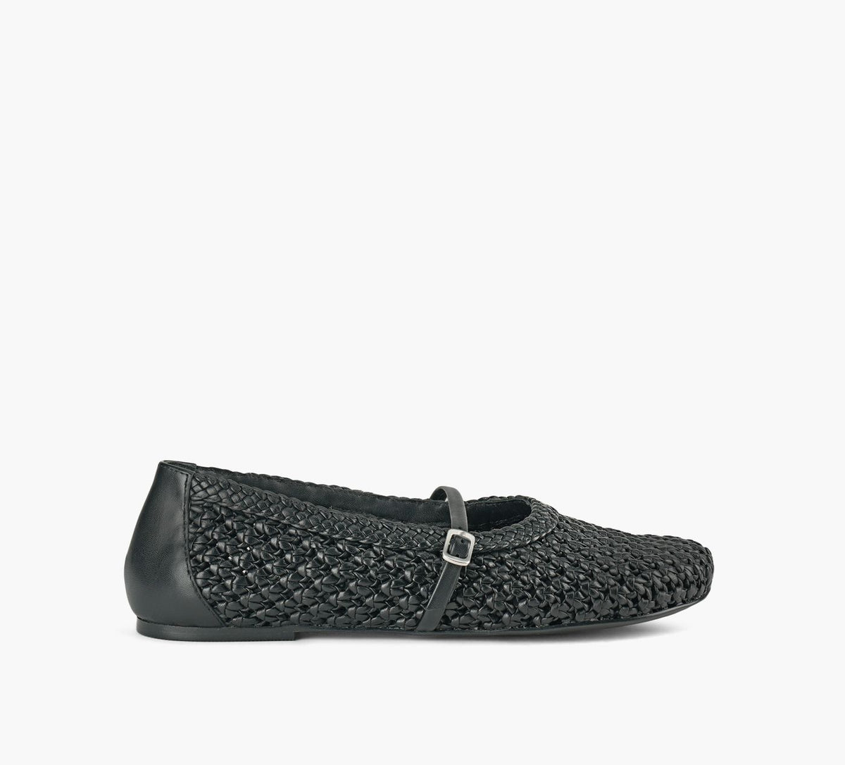 ROWENN KALI in BLACK
