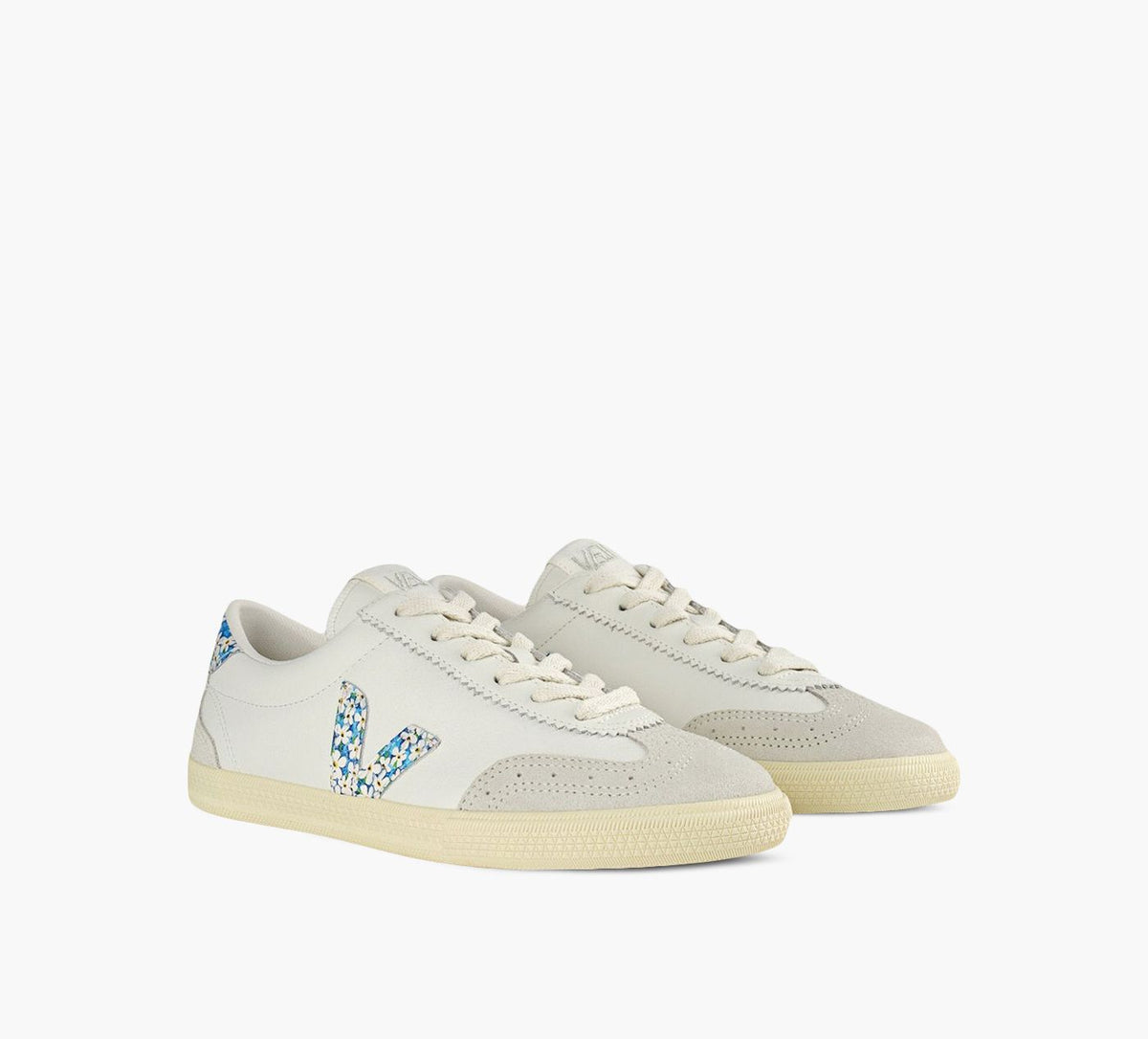 VEJA VOLLEY en BLANC vue 2