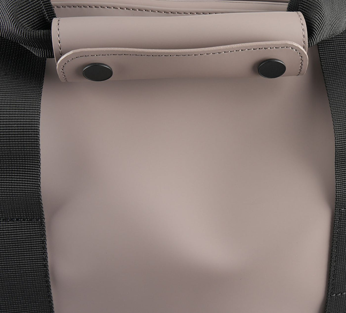 RAINS HILOWEEKENDBAG in TAUPE view 5