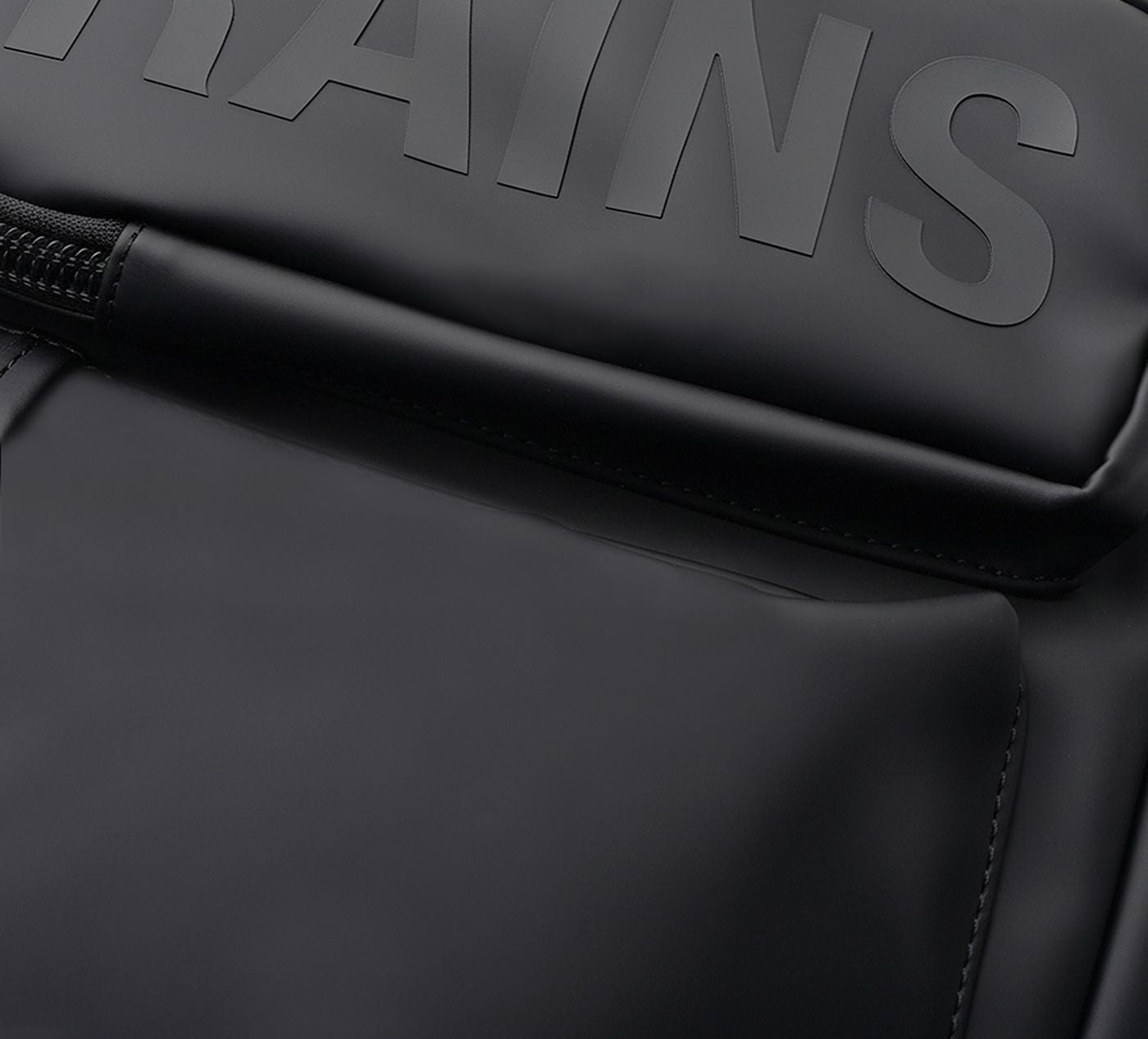 RAINS TEXELLAPTOPCASE1314INCH in BLACK view 4