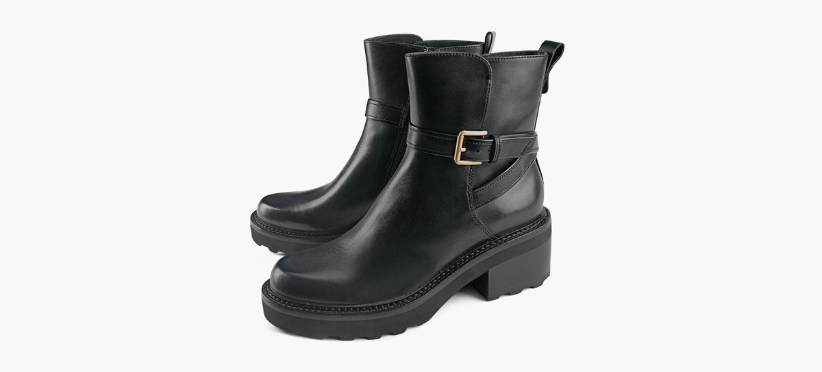 COLE HAAN SOLENELUGBUCKLE in BLACK view 4