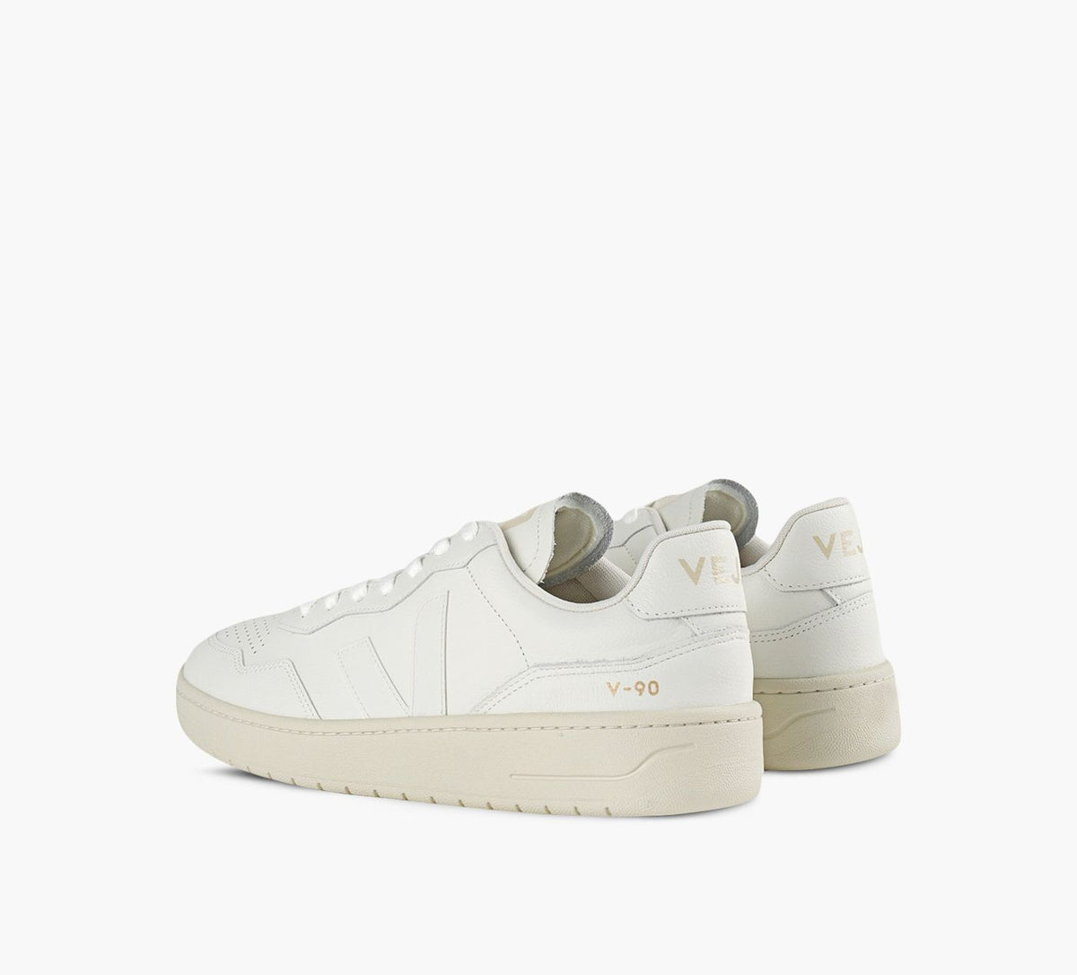 VEJA V90 in WHITE view 3