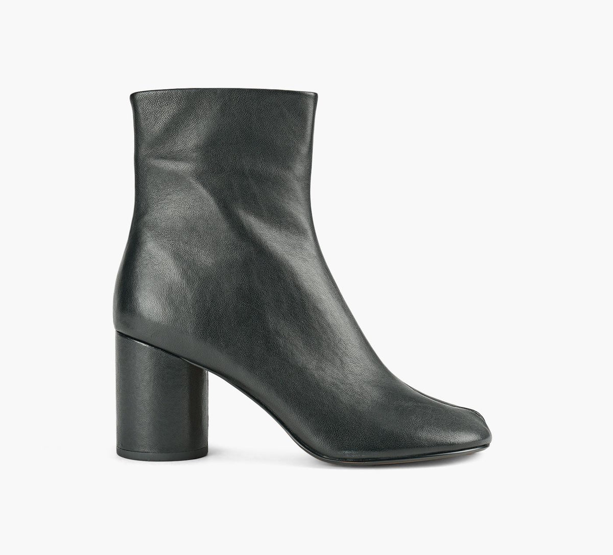 B2 TRIBECA in BLACK view 2