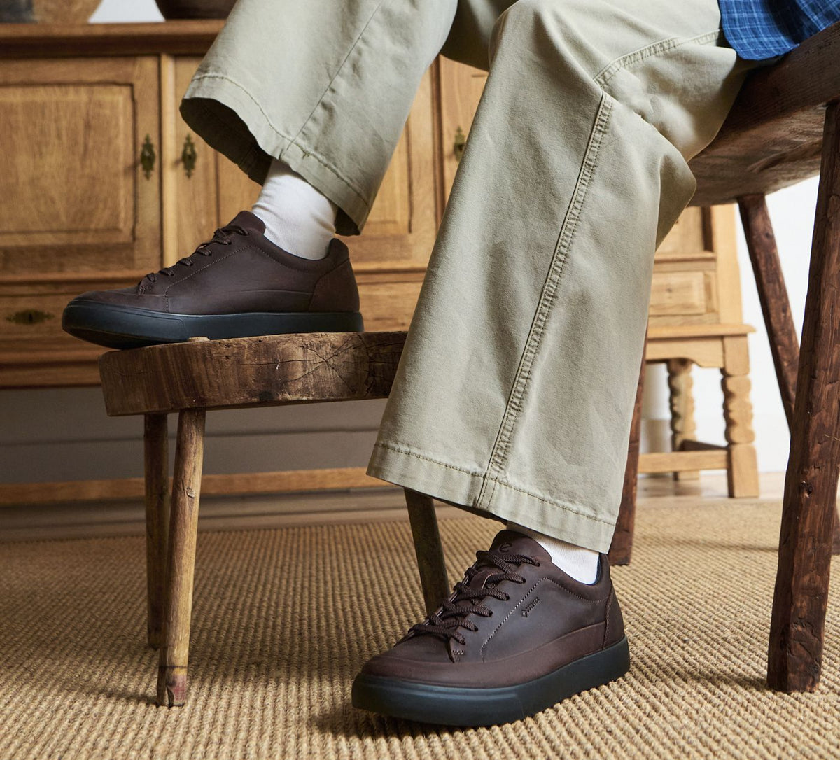 ECCO SOFT10 in BROWN view 1a