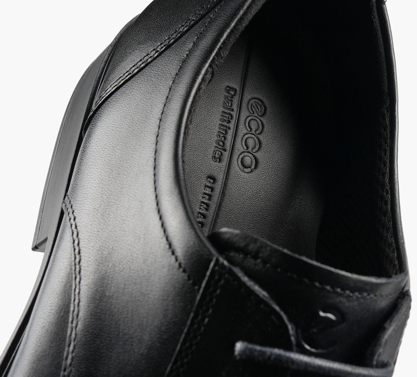 ECCO METROPOLEMILANMOCTOE in BLACK view 7