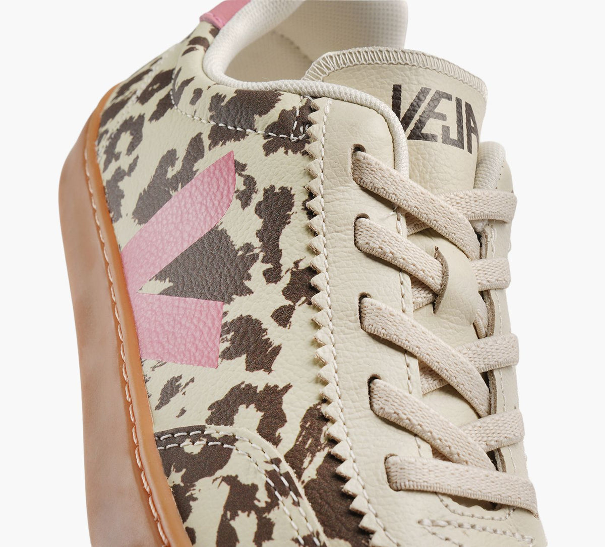 VEJA SMALLVOLLEY en BEIGE vue 1b