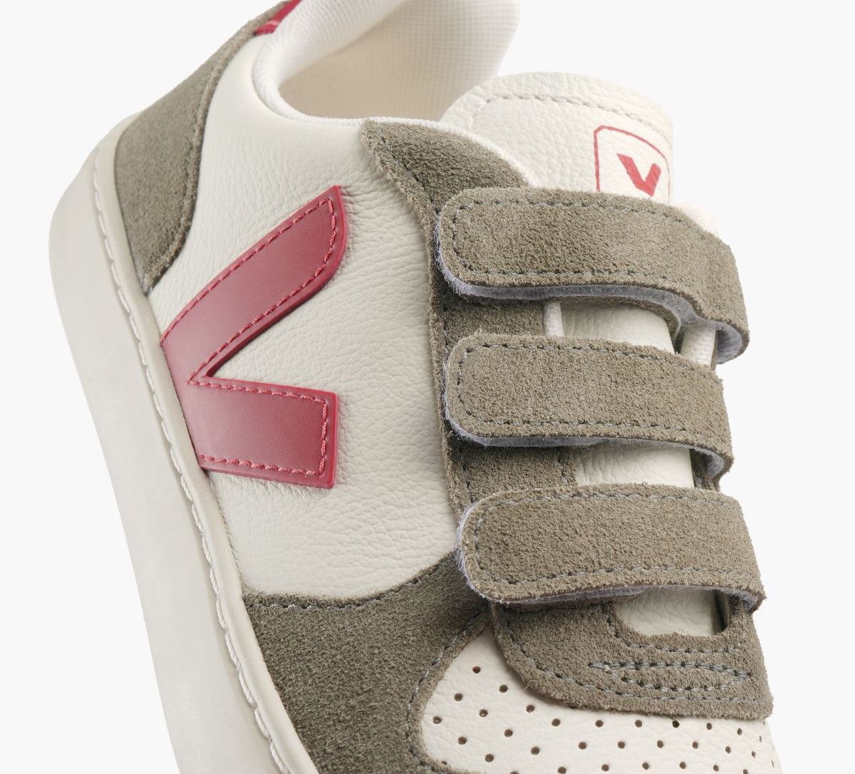VEJA SMALLV10 in WHITE view 1b