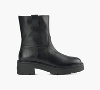 STUART WEITZMAN RENBOOTIE in BLACK