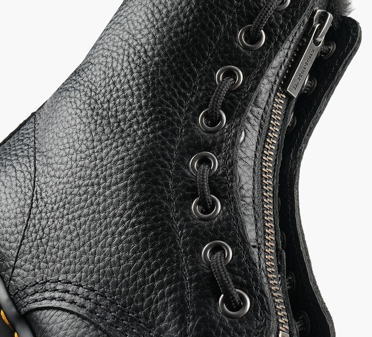 DR. MARTENS BOTTE1460FERMETURECLAIRAVANTDOUBLURECHAUDE en NOIR vue 1b