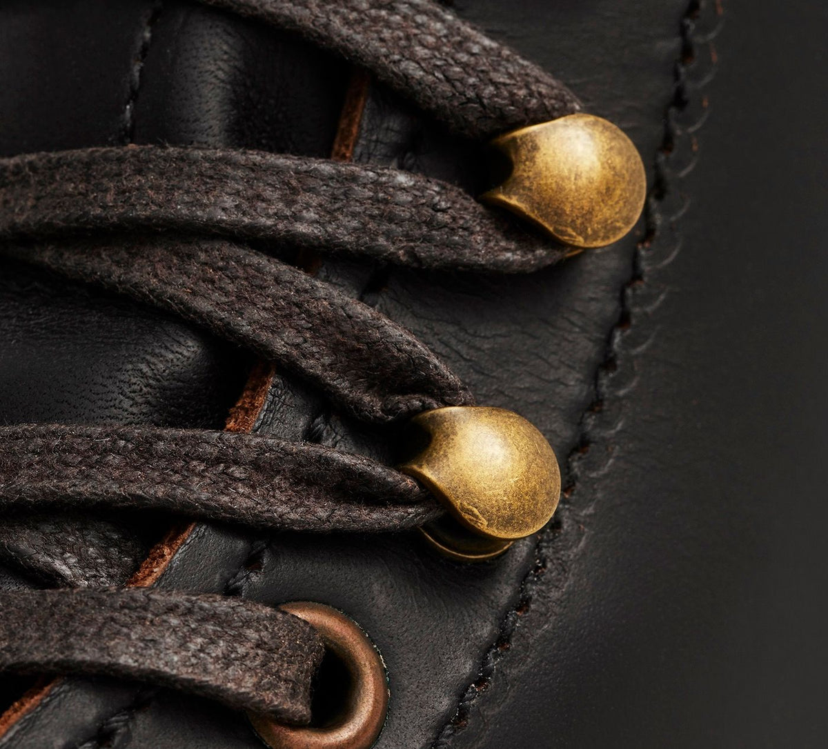 RED WING BOTTINEBLACKSMITH en NOIR vue 1b