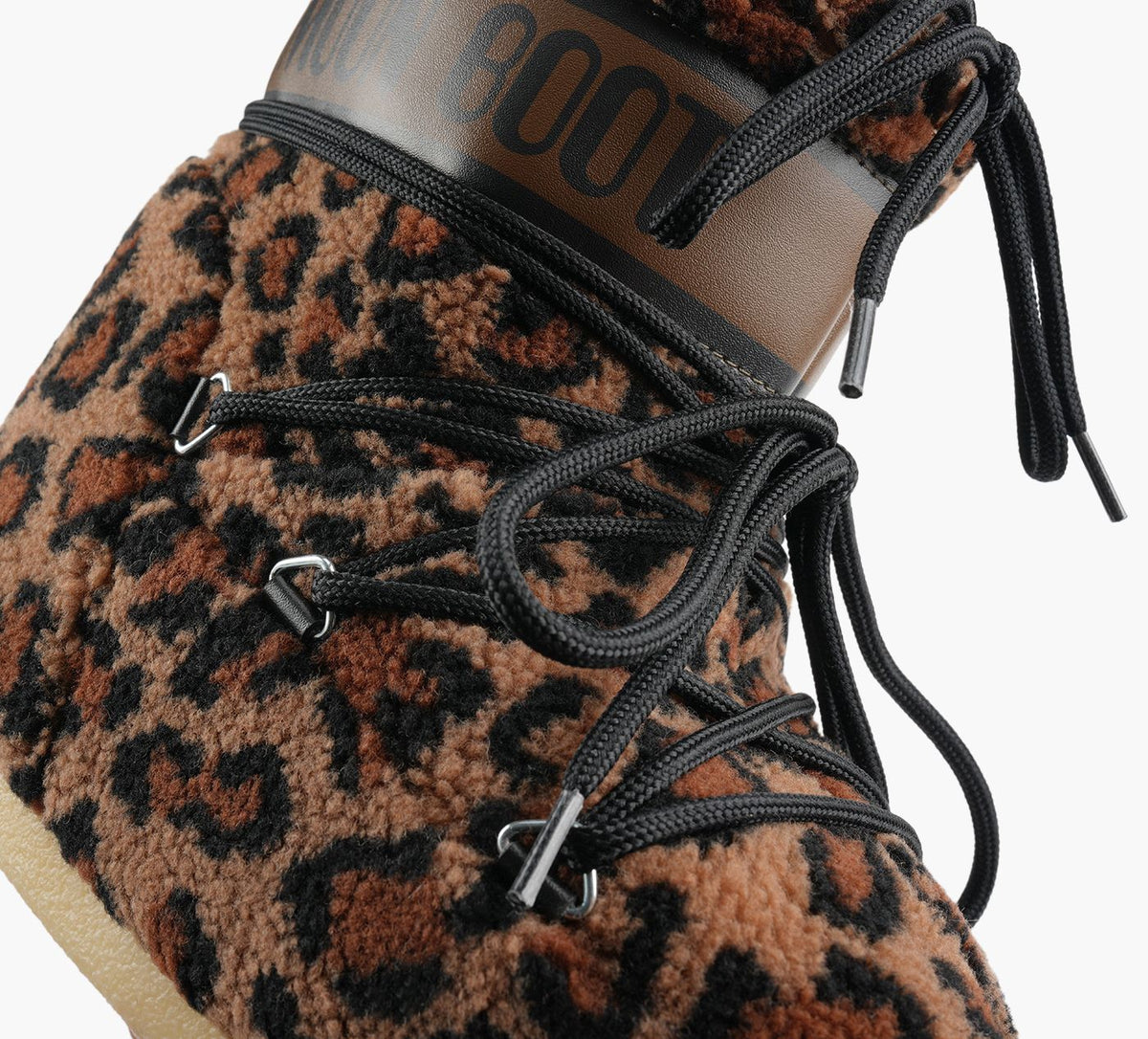 MOON BOOT ICONLOWFLEECE in TAN view 1b