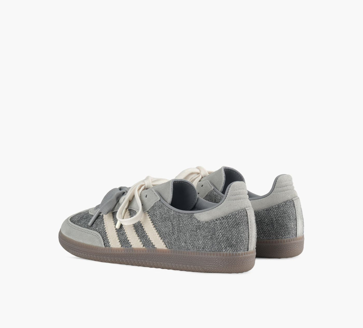 ADIDAS SAMBAOGXMOLLYMAE en GRIS vue 3