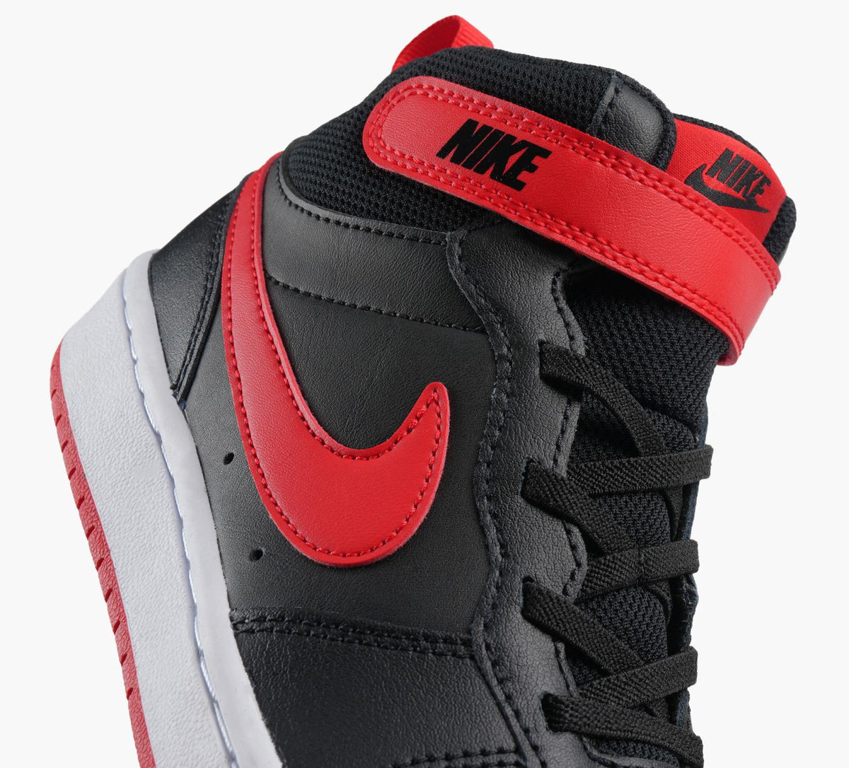 NIKE BASKETCOURTBOROUGHMID2 en NOIR vue 1b