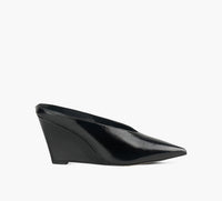 MICHAEL KORS XANDRAWEDGEPUMP in BLACK