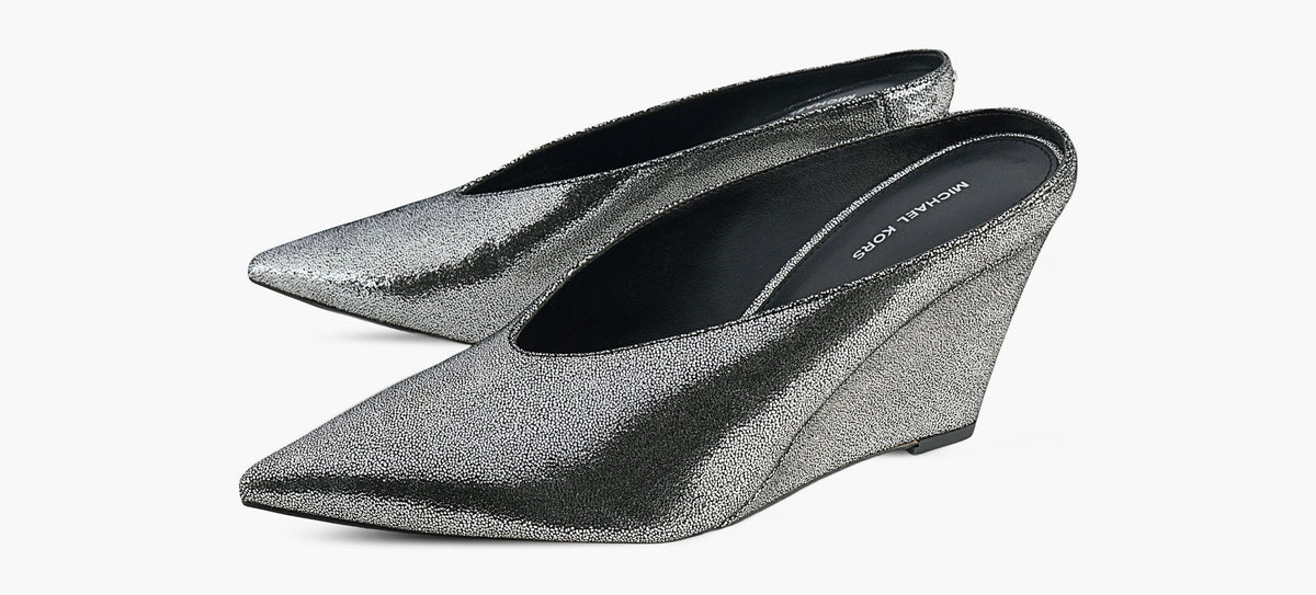 MICHAEL KORS XANDRAWEDGEPUMP in SILVER view 4