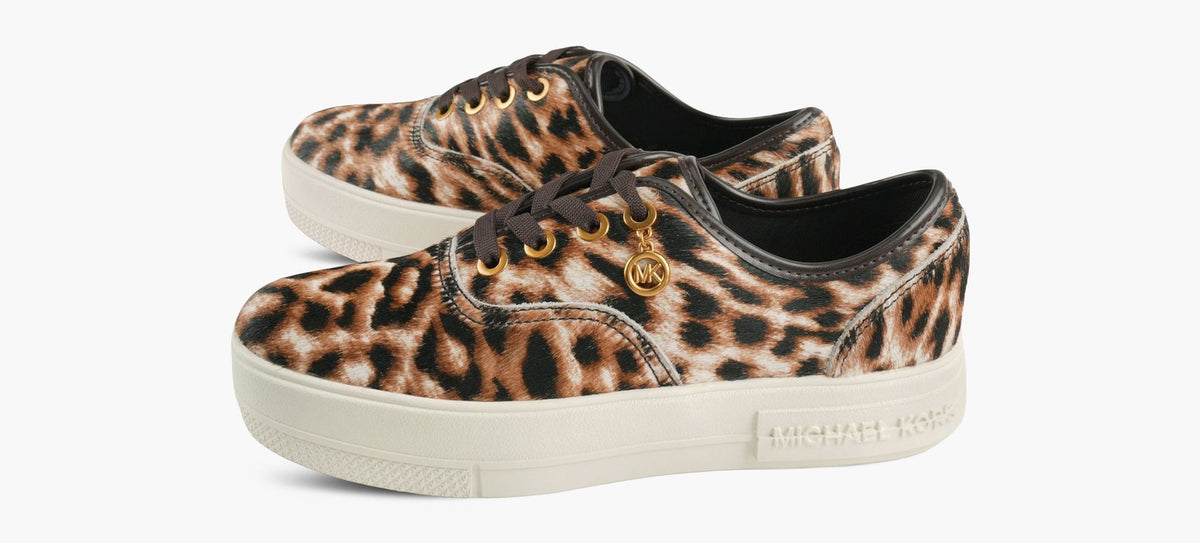 MICHAEL KORS BASKETLINDSEYLACER en TAN vue 4