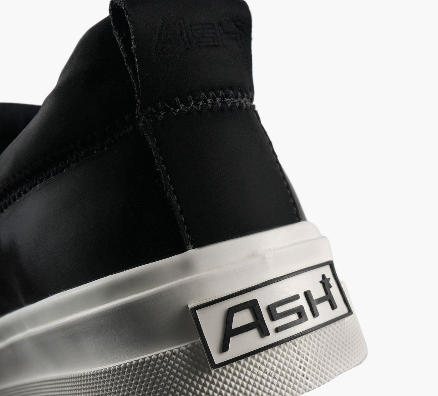 ASH ANEMONE in BLACK view 7