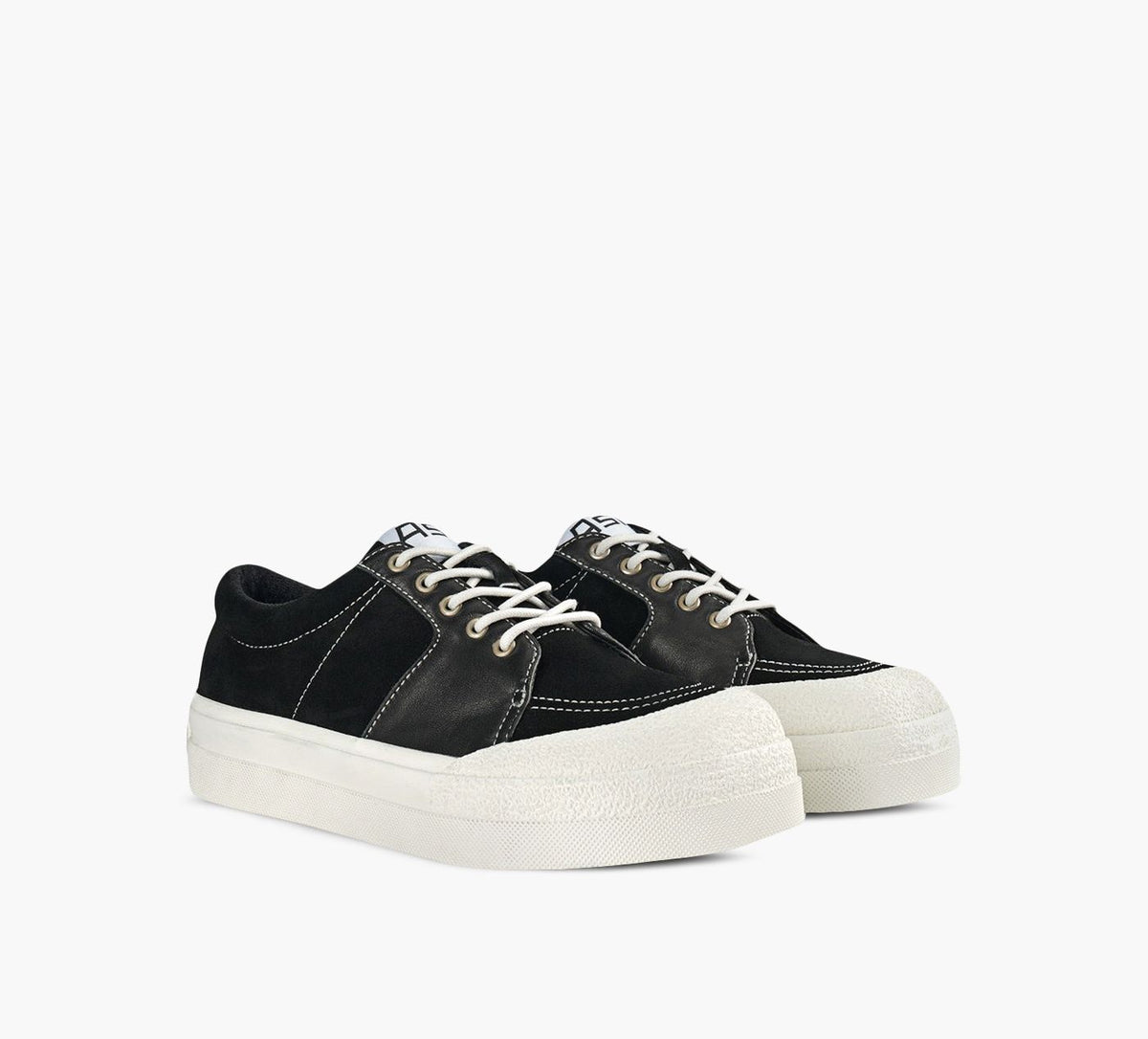 ASH ASTER in BLACK view 2