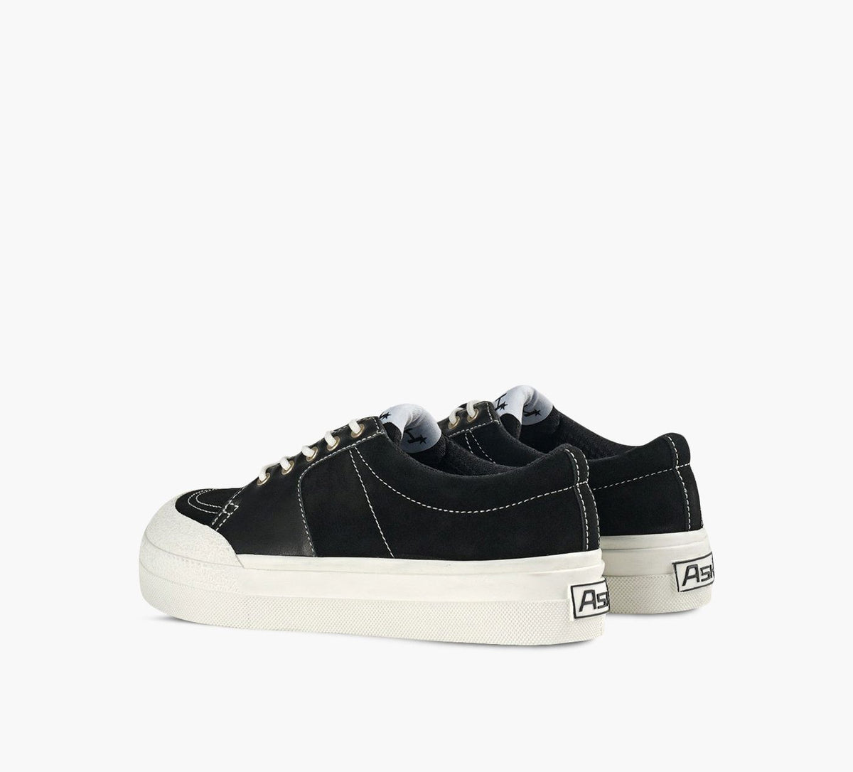 ASH ASTER in BLACK view 3