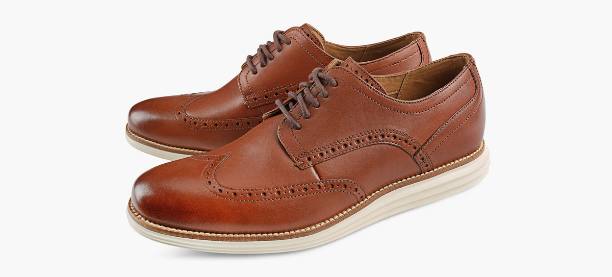 COLE HAAN ORIGINALGRANDREMASTEREDWINGTIPOXFORD in TAN view 4