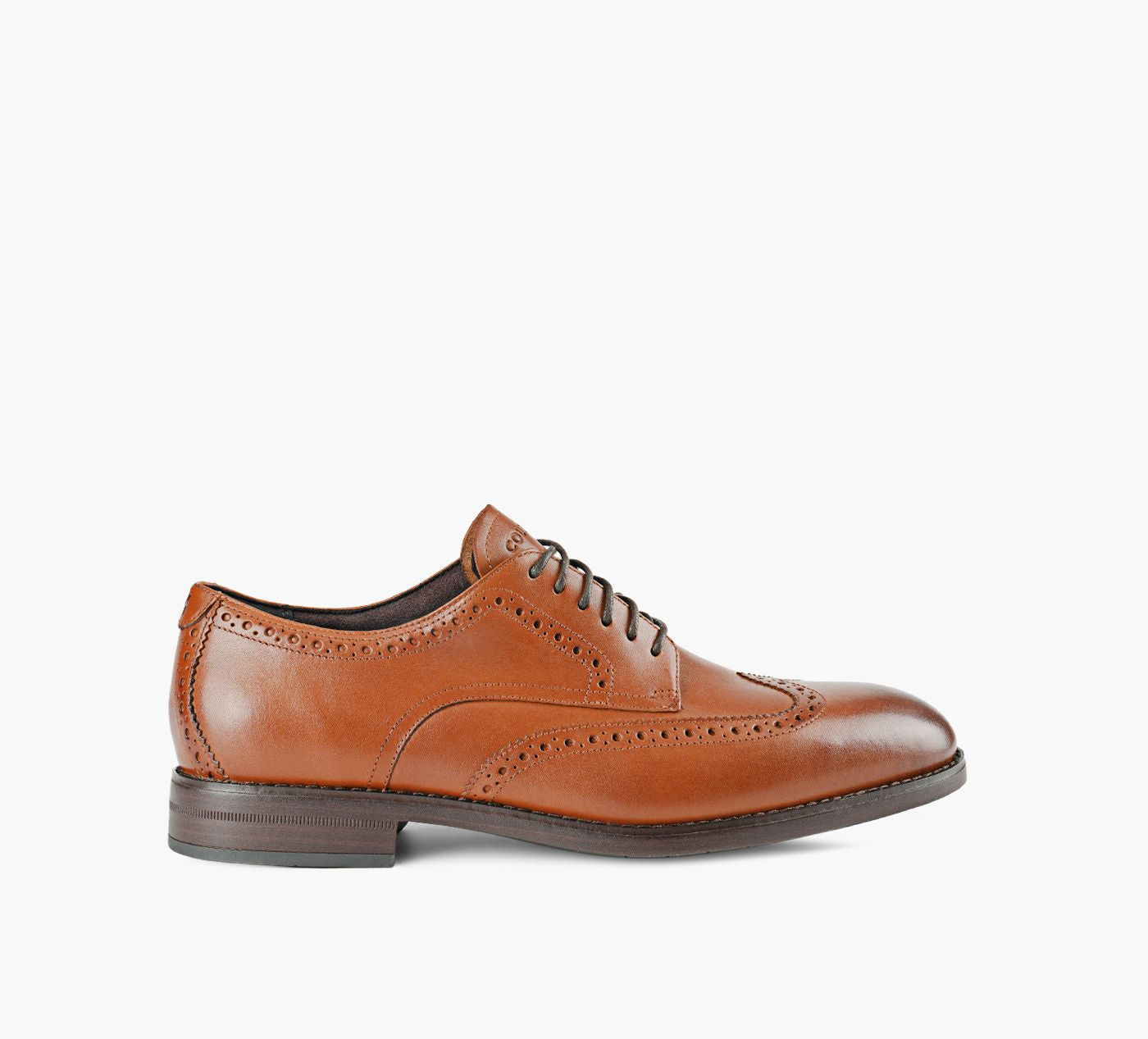 COLE HAAN HARMONGRANDWINGTIPOXFORD in TAN