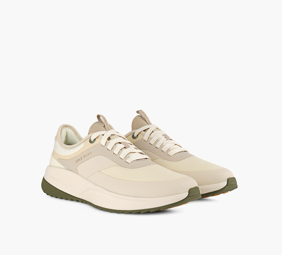COLE HAAN GRANDPROALLDAYGOLFWATERPROOF in BEIGE view 2