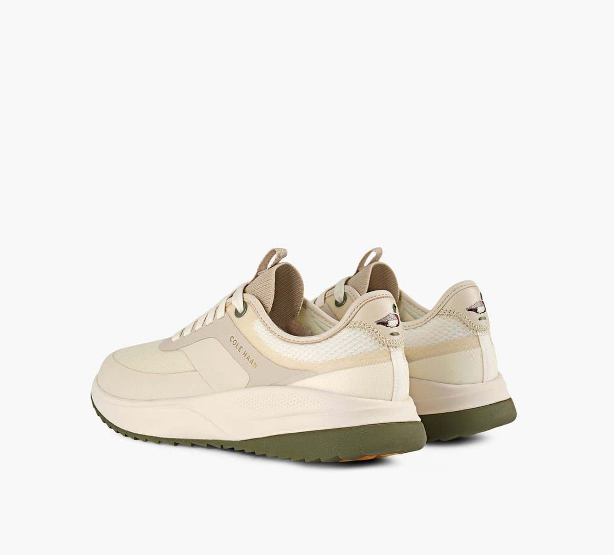 COLE HAAN BASKETGRANDPROALLDAYGOLFIMPERMABLE en BEIGE vue 3