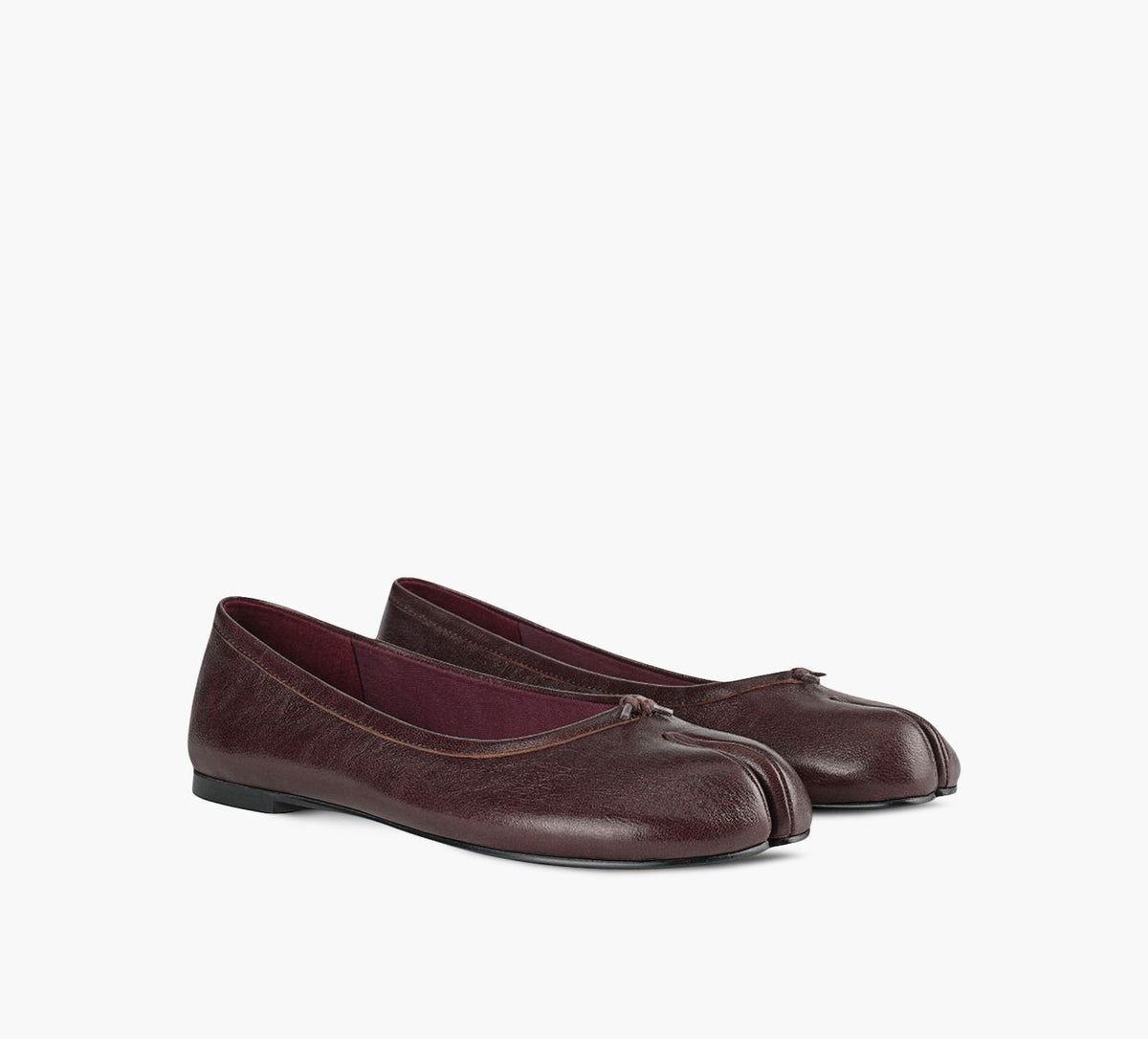 B2 GRIFFIN in BURGUNDY
