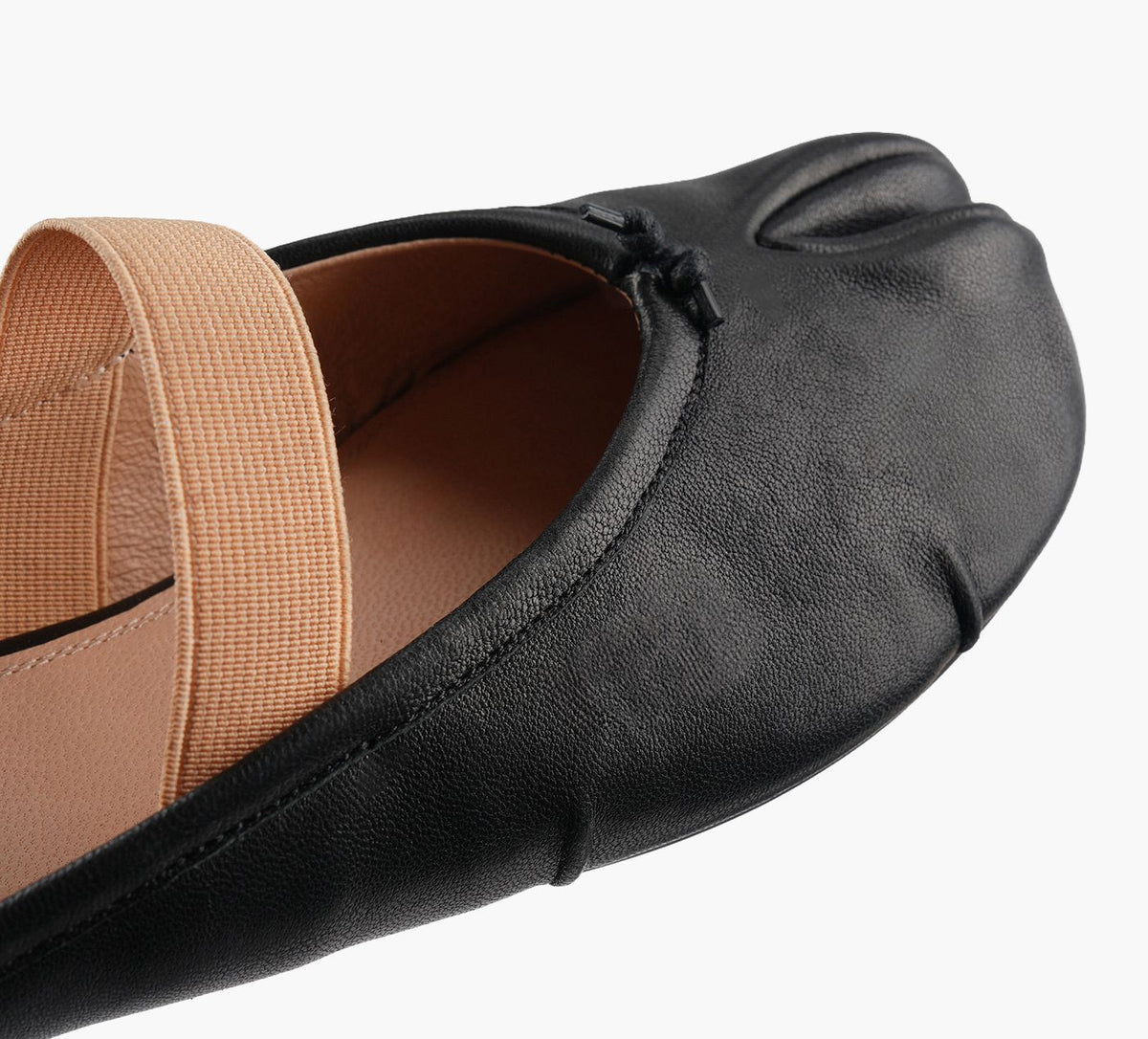 B2 BRERA in BLACK view 1b