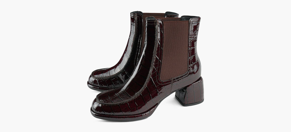 THE LANE PICCOLO in BROWN view 4