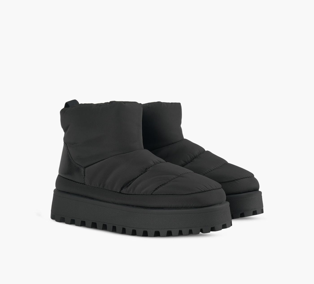 ARTICA WHISTLER in BLACK view 2