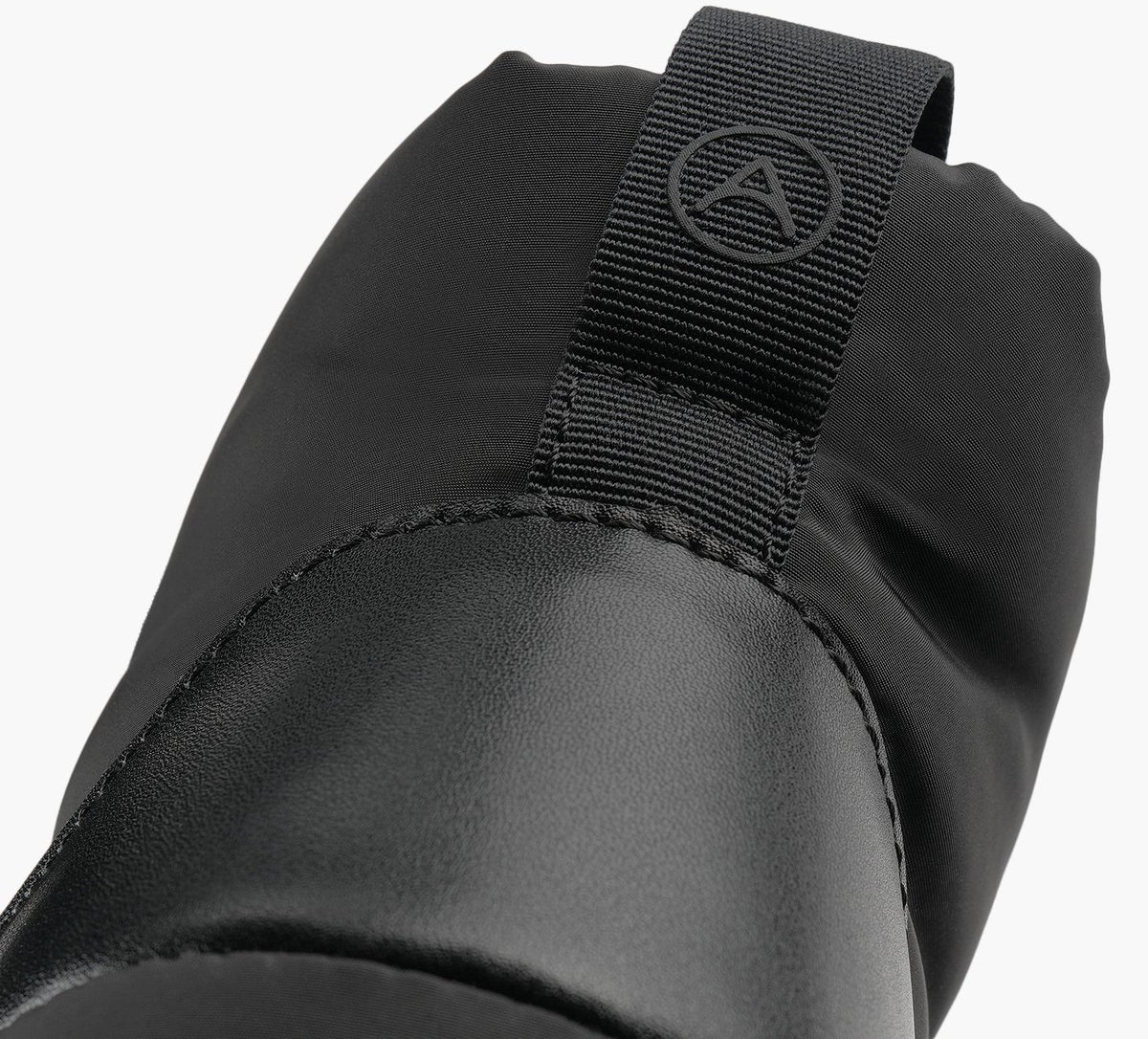 ARTICA WHISTLER in BLACK view 7