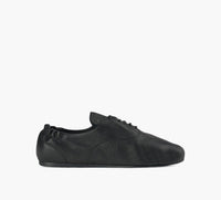 ROWENN LOU en NOIR