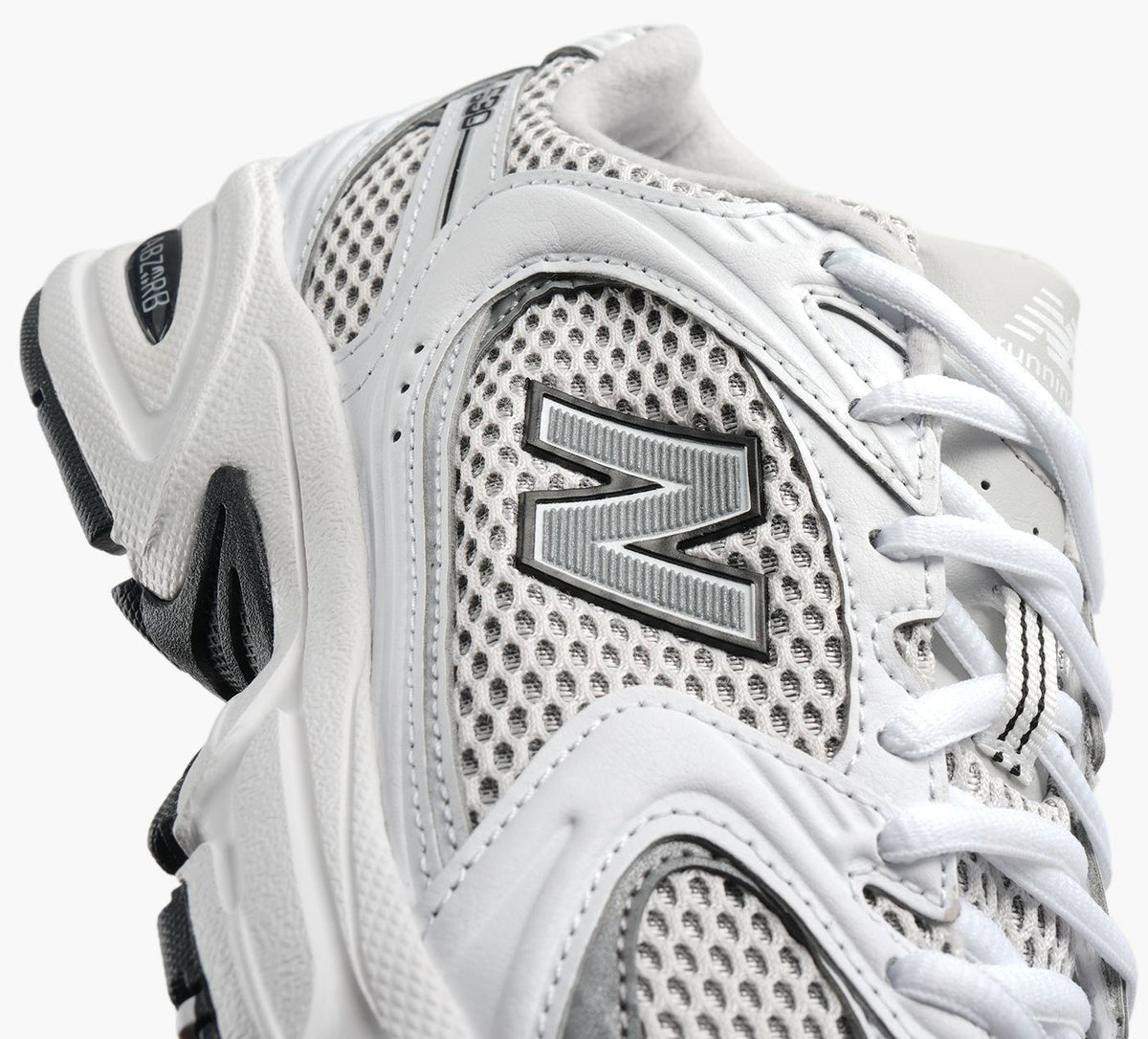 NEW BALANCE 530 en BLANC vue 7