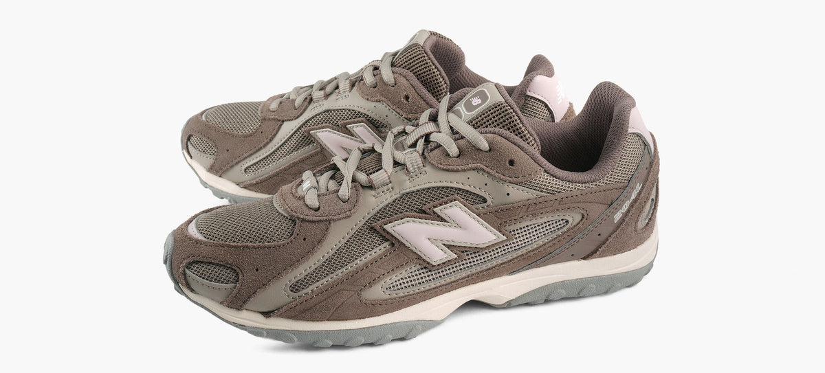 NEW BALANCE 204L en BRUN vue 4