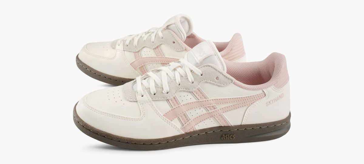 ASICS SKYHANDOG in WHITE view 4