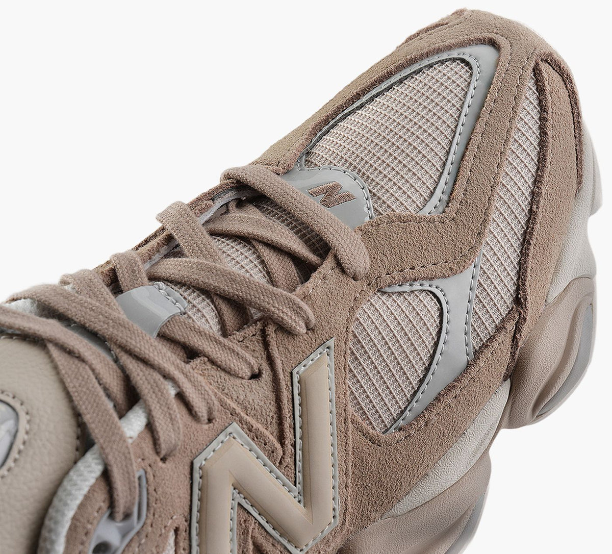 NEW BALANCE 9060 in TAUPE view 8