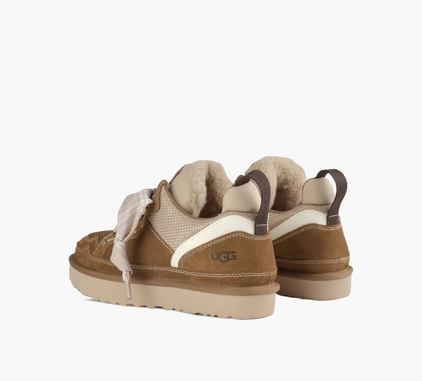 UGG en BRONZE vue 3