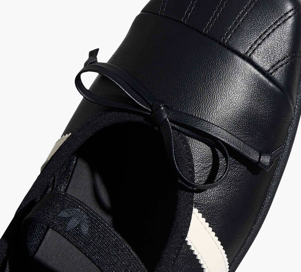 ADIDAS ADIDASxJENNIESUPERSTARSQUAREBALLERINE en NOIR vue 1b