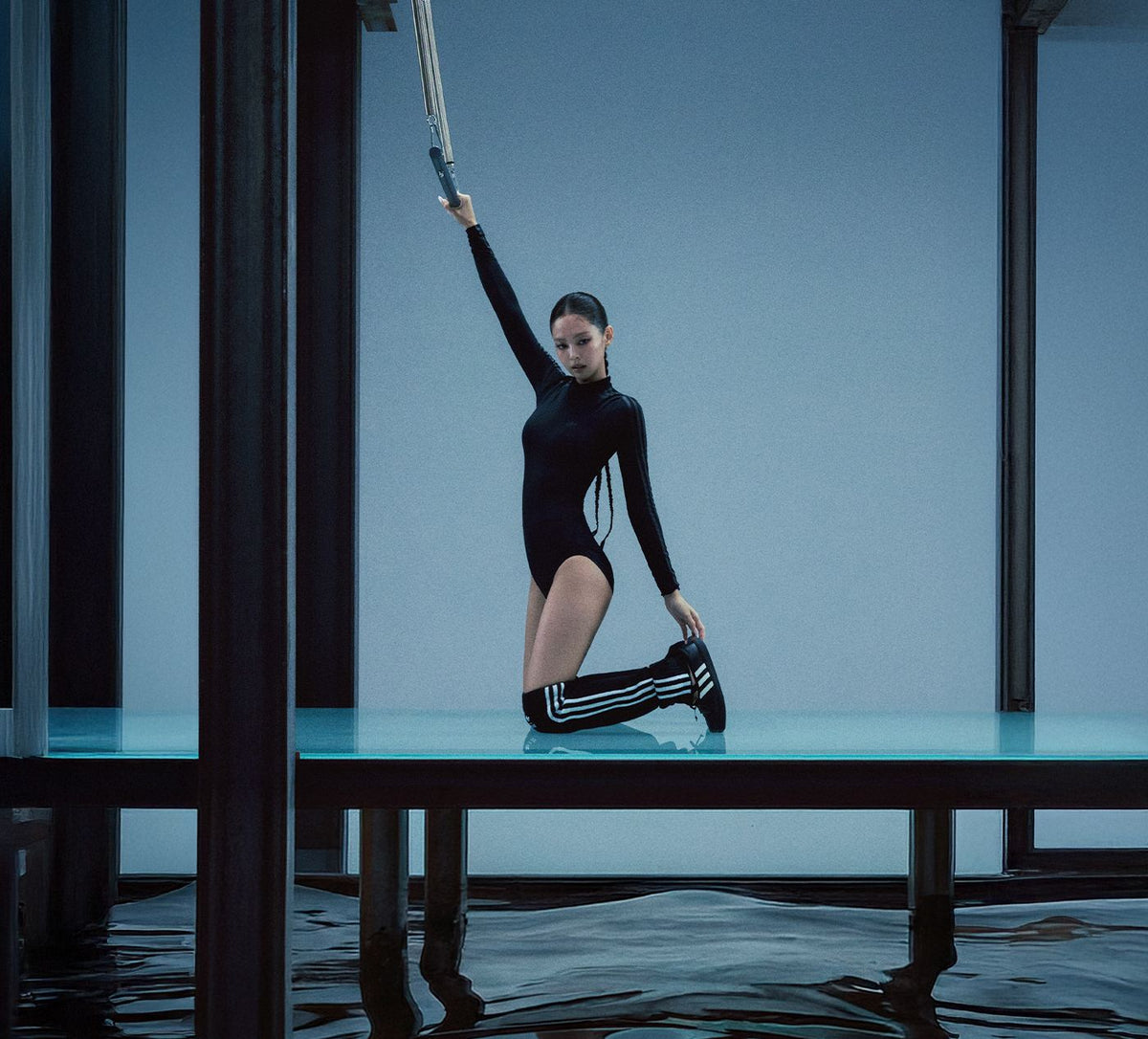 ADIDAS ADIDASxJENNIESUPERSTARSQUAREBALLERINE en NOIR vue 9