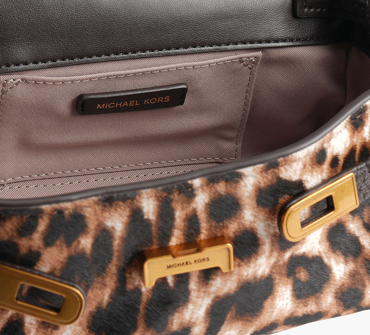MICHAEL KORS en TAN vue 4