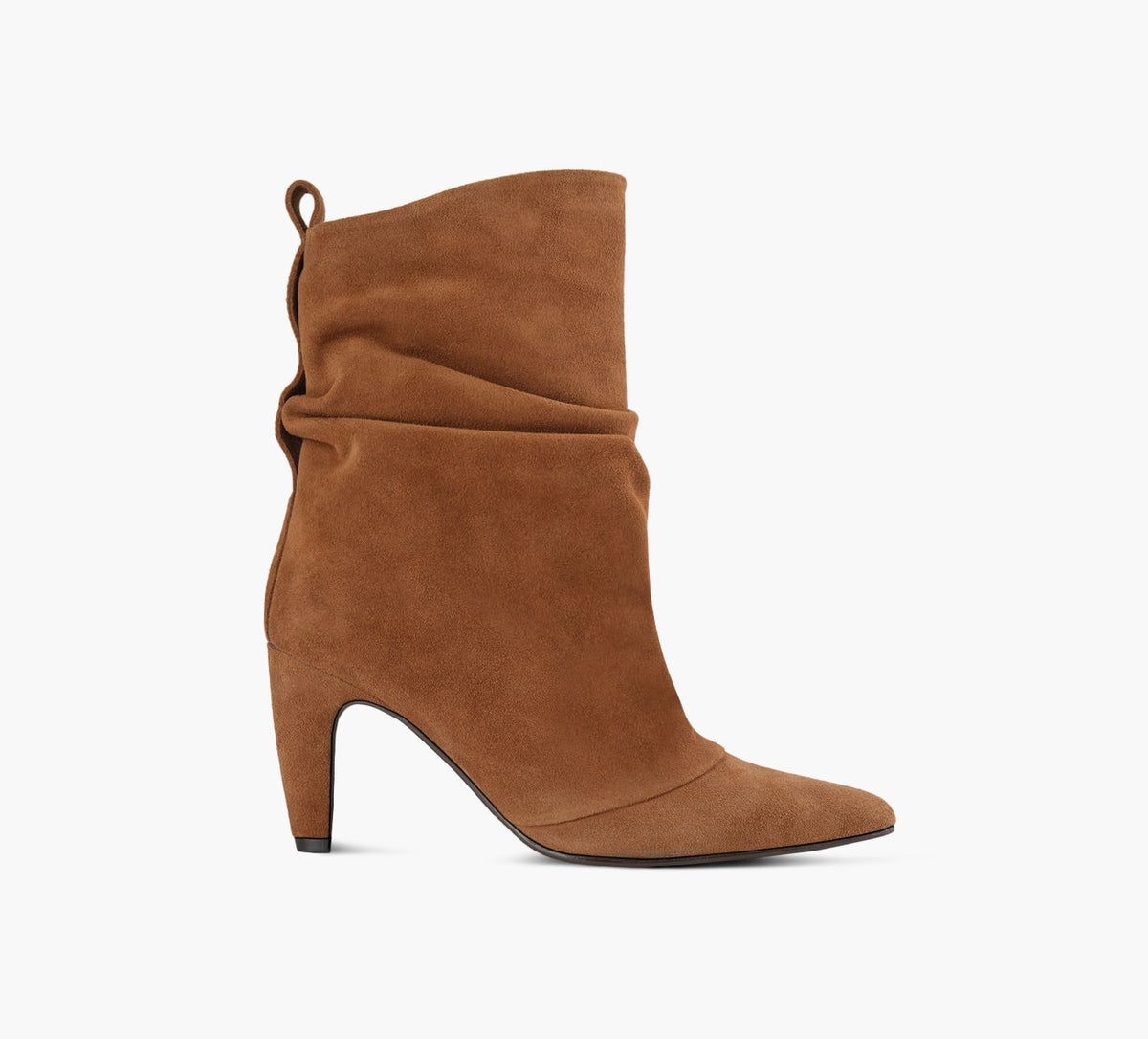 ROWENN VEDA in BROWN